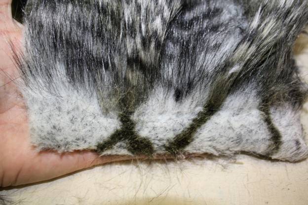 Angela Wolf sewing with faux fur7.JPG